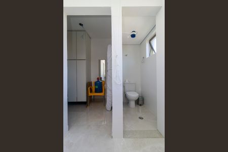 Apartamento à venda com 76m², 2 quartos e 2 vagas Apartamento à venda com 76m², 2 quartos e 2 vagasÁrea de Serviço