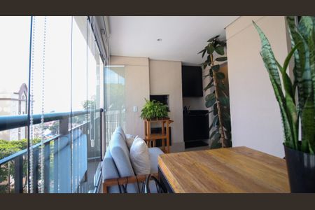 Apartamento à venda com 58m², 2 quartos e 1 vaga Apartamento à venda com 58m², 2 quartos e 1 vagaVaranda gourmet