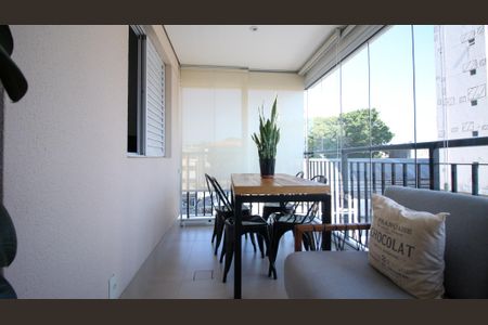 Apartamento à venda com 58m², 2 quartos e 1 vaga Apartamento à venda com 58m², 2 quartos e 1 vagaVaranda gourmet