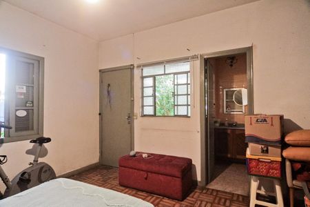 Casa à venda com 270m², 2 quartos e sem vaga Casa à venda com 270m², 2 quartos e sem vagaQuarto de Serviço