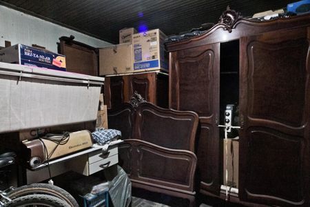 Casa à venda com 270m², 2 quartos e sem vaga Casa à venda com 270m², 2 quartos e sem vagaEdícula - quarto