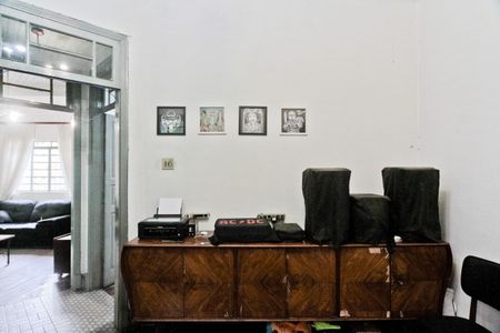 Casa à venda com 270m², 2 quartos e sem vaga Casa à venda com 270m², 2 quartos e sem vagaSala de Jantar