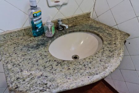 Casa à venda com 270m², 2 quartos e sem vaga Casa à venda com 270m², 2 quartos e sem vagaBanheiro