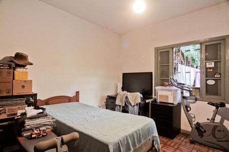 Casa à venda com 270m², 2 quartos e sem vaga Casa à venda com 270m², 2 quartos e sem vagaQuarto de Serviço