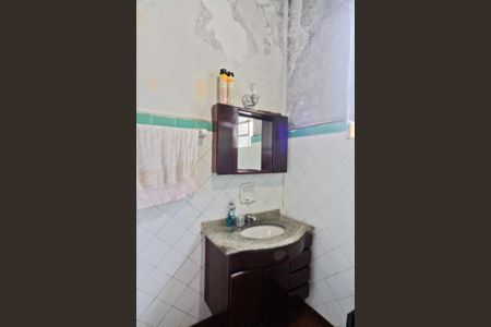 Casa à venda com 270m², 2 quartos e sem vaga Casa à venda com 270m², 2 quartos e sem vagaBanheiro