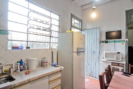 Casa à venda com 270m², 2 quartos e sem vaga Casa à venda com 270m², 2 quartos e sem vagaCozinha