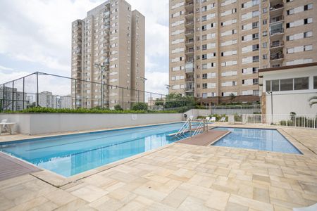 Apartamento à venda com 62m², 3 quartos e 1 vaga Apartamento à venda com 62m², 3 quartos e 1 vagaÁrea comum - Piscina