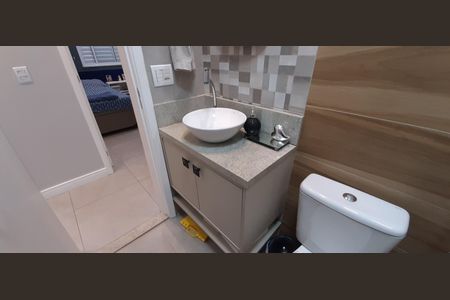 Apartamento à venda com 62m², 3 quartos e 1 vaga Apartamento à venda com 62m², 3 quartos e 1 vagaBanheiro