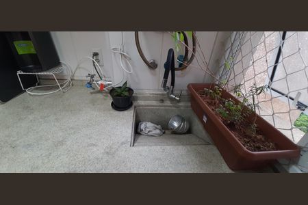 Apartamento à venda com 62m², 3 quartos e 1 vaga Apartamento à venda com 62m², 3 quartos e 1 vagaÁrea de Serviço