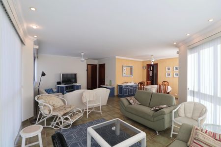 Apartamento para alugar com 138m², 3 quartos e 2 vagas Apartamento para alugar com 138m², 3 quartos e 2 vagasSala