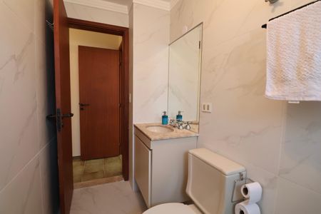 Apartamento para alugar com 138m², 3 quartos e 2 vagas Apartamento para alugar com 138m², 3 quartos e 2 vagasBanheiro Social