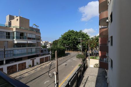 Apartamento para alugar com 138m², 3 quartos e 2 vagas Apartamento para alugar com 138m², 3 quartos e 2 vagasVista