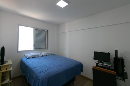 Apartamento à venda com 130m², 4 quartos e 3 vagas Apartamento à venda com 130m², 4 quartos e 3 vagasSuite 1