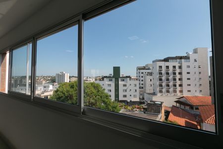 Apartamento à venda com 130m², 4 quartos e 3 vagas Apartamento à venda com 130m², 4 quartos e 3 vagasVista Sala