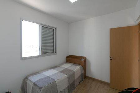 Apartamento à venda com 130m², 4 quartos e 3 vagas Apartamento à venda com 130m², 4 quartos e 3 vagasDeme Suite 2