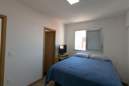 Apartamento à venda com 130m², 4 quartos e 3 vagas Apartamento à venda com 130m², 4 quartos e 3 vagasSuite 1