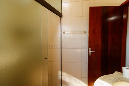 Casa à venda com 236m², 3 quartos e 1 vagaBanheiro da Suíte