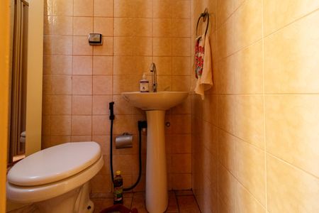 Casa à venda com 236m², 3 quartos e 1 vagaBanheiro serviço