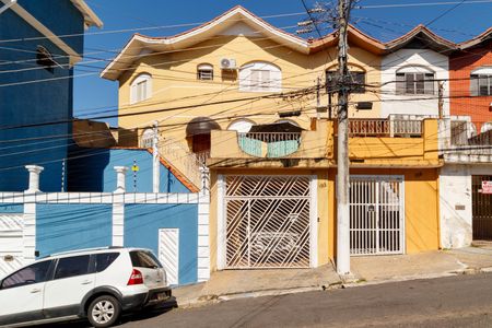 Casa à venda com 236m², 3 quartos e 1 vagaFachada