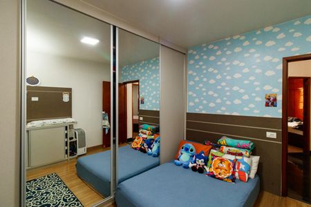 Casa à venda com 236m², 3 quartos e 1 vagaQuarto