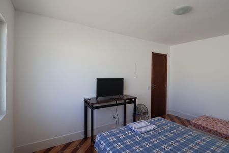 Casa de condomínio à venda com 95m², 3 quartos e 2 vagasQuarto 1