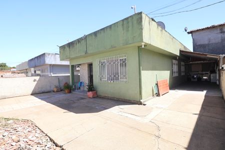 Casa de condomínio à venda com 95m², 3 quartos e 2 vagasÁrea externa