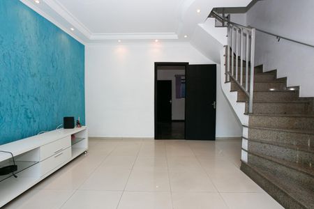 Casa à venda com 300m², 4 quartos e 7 vagasSala 1