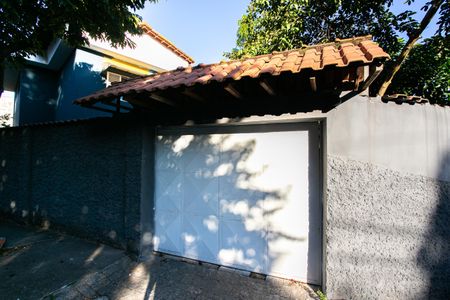 Casa à venda com 300m², 4 quartos e 7 vagasFachada