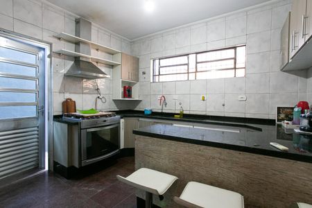 Casa à venda com 300m², 4 quartos e 7 vagasCozinha