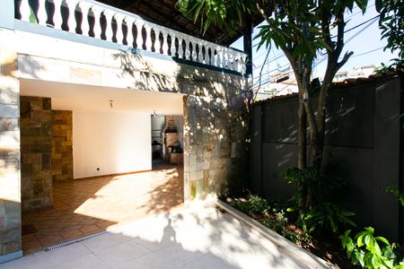 Casa à venda com 300m², 4 quartos e 7 vagasGaragem