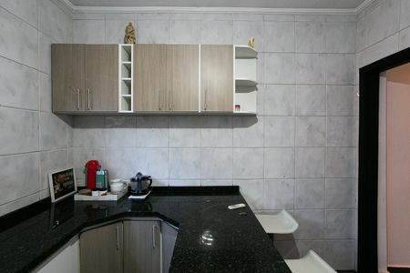 Casa à venda com 300m², 4 quartos e 7 vagasCozinha