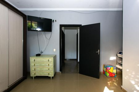 Casa à venda com 300m², 4 quartos e 7 vagasQuarto 1