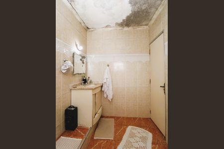 Casa à venda com 300m², 2 quartos e 3 vagasBanheiro Social