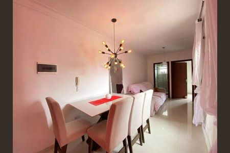 Apartamento para alugar com 74m², 2 quartos e 1 vaga