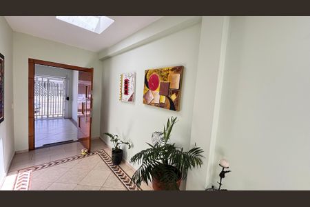 Casa à venda com 200m², 3 quartos e 3 vagas Casa à venda com 200m², 3 quartos e 3 vagasQuintal