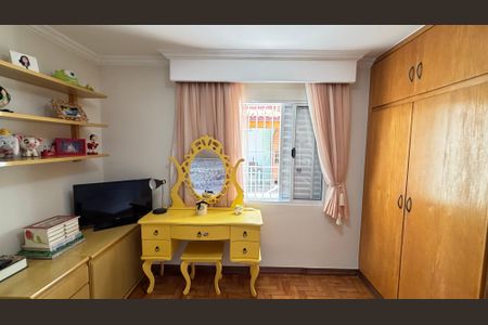 Casa à venda com 200m², 3 quartos e 3 vagas Casa à venda com 200m², 3 quartos e 3 vagasQuarto 1