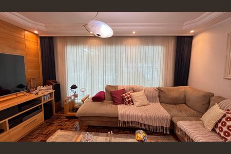 Casa à venda com 200m², 3 quartos e 3 vagas Casa à venda com 200m², 3 quartos e 3 vagasSala