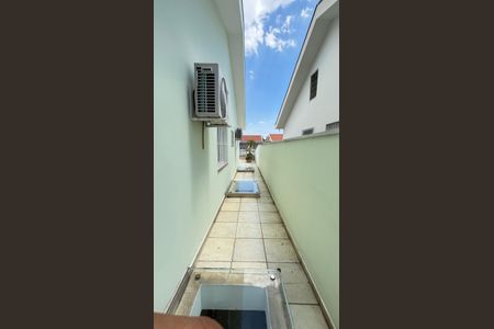 Casa à venda com 200m², 3 quartos e 3 vagas Casa à venda com 200m², 3 quartos e 3 vagasVaranda da Suíte