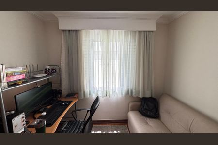 Casa à venda com 200m², 3 quartos e 3 vagas Casa à venda com 200m², 3 quartos e 3 vagasQuarto 2