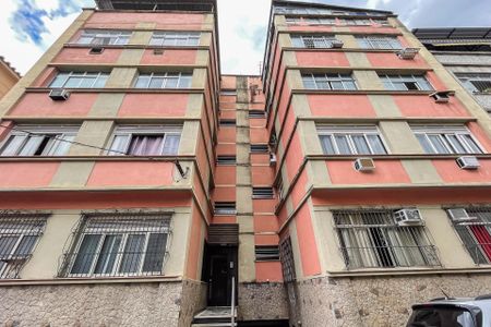 Apartamento à venda com 44m², 1 quarto e 1 vagaFachada do bloco