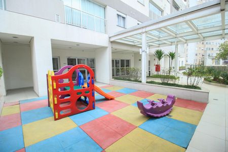 Apartamento à venda com 74m², 3 quartos e 1 vaga Apartamento à venda com 74m², 3 quartos e 1 vagaÁrea comum