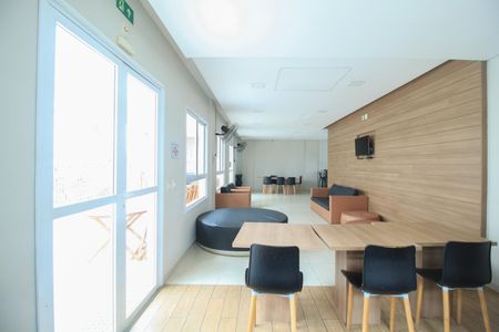 Apartamento à venda com 74m², 3 quartos e 1 vaga Apartamento à venda com 74m², 3 quartos e 1 vagaÁrea comum