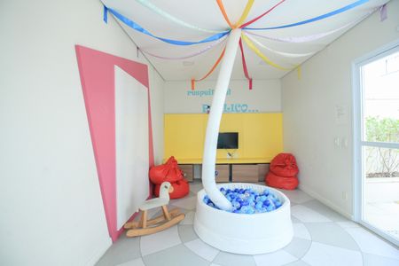 Apartamento à venda com 74m², 3 quartos e 1 vaga Apartamento à venda com 74m², 3 quartos e 1 vagaÁrea comum