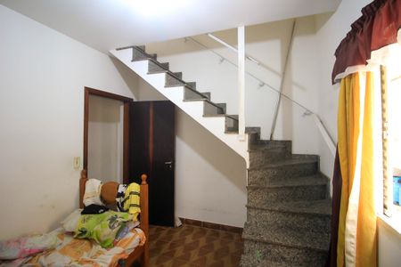 Casa à venda com 145m², 7 quartos e 2 vagas Casa à venda com 145m², 7 quartos e 2 vagasQuarto 5