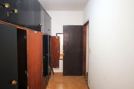 Casa à venda com 145m², 7 quartos e 2 vagas Casa à venda com 145m², 7 quartos e 2 vagasQuarto 6