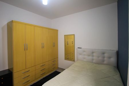 Casa à venda com 145m², 7 quartos e 2 vagas Casa à venda com 145m², 7 quartos e 2 vagasQuarto 3