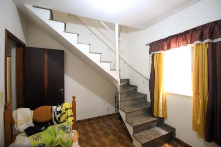 Casa à venda com 145m², 7 quartos e 2 vagas Casa à venda com 145m², 7 quartos e 2 vagasQuarto 5