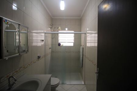 Casa à venda com 145m², 7 quartos e 2 vagas Casa à venda com 145m², 7 quartos e 2 vagasBanheiro