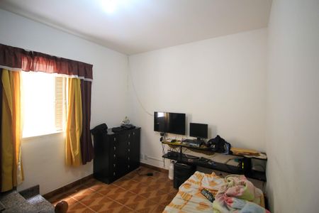 Casa à venda com 145m², 7 quartos e 2 vagas Casa à venda com 145m², 7 quartos e 2 vagasQuarto 5