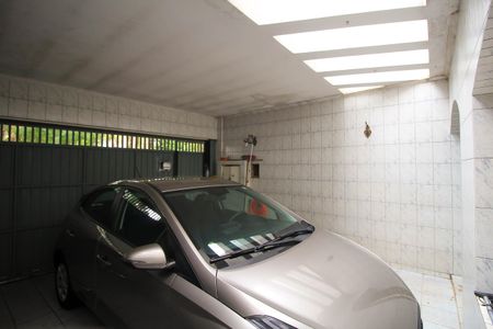 Casa à venda com 145m², 7 quartos e 2 vagas Casa à venda com 145m², 7 quartos e 2 vagasGaragem